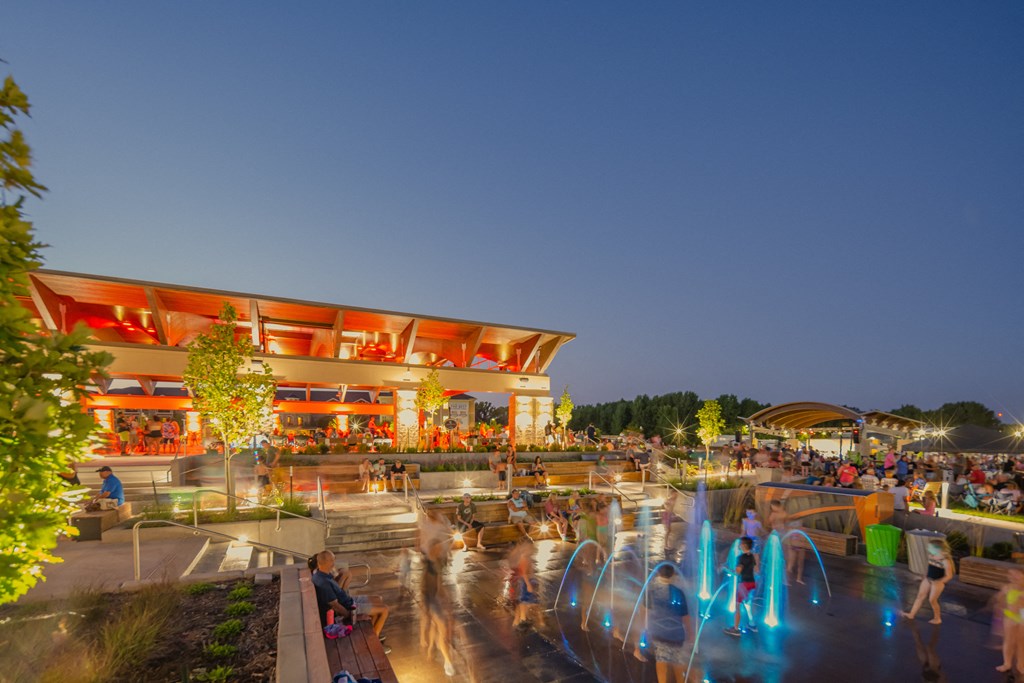 Howard Commons Splash Pad