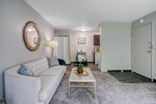 Richmond Hills Apartments