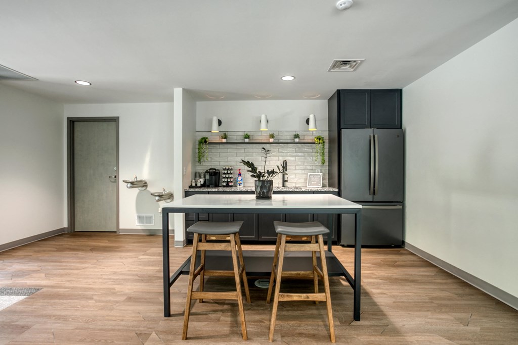 Clubhouse Kitchen + Coffee Bar