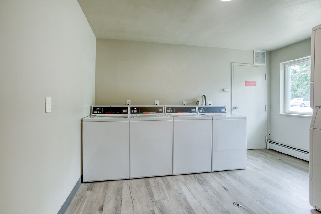 Ridge Building Laundry Facility