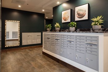 Tempo PDX Mail Area - Photo Gallery 15