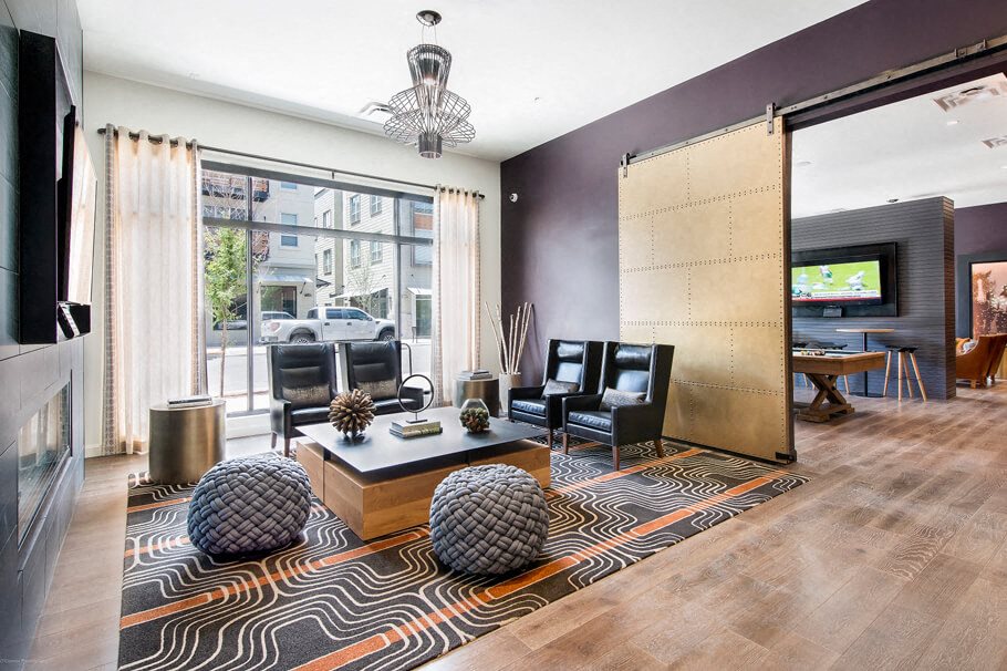 Gunbarrel Center Apartments