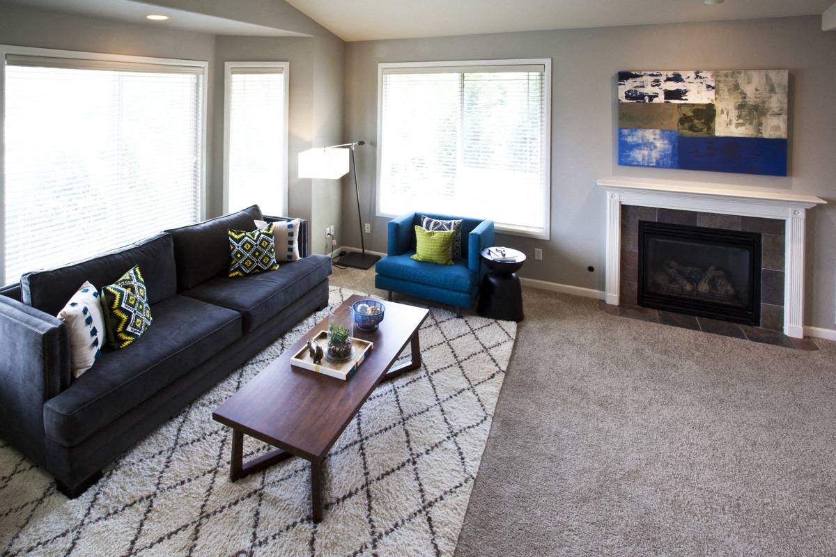 Grandridge Place Apartments Living Room and Fireplace