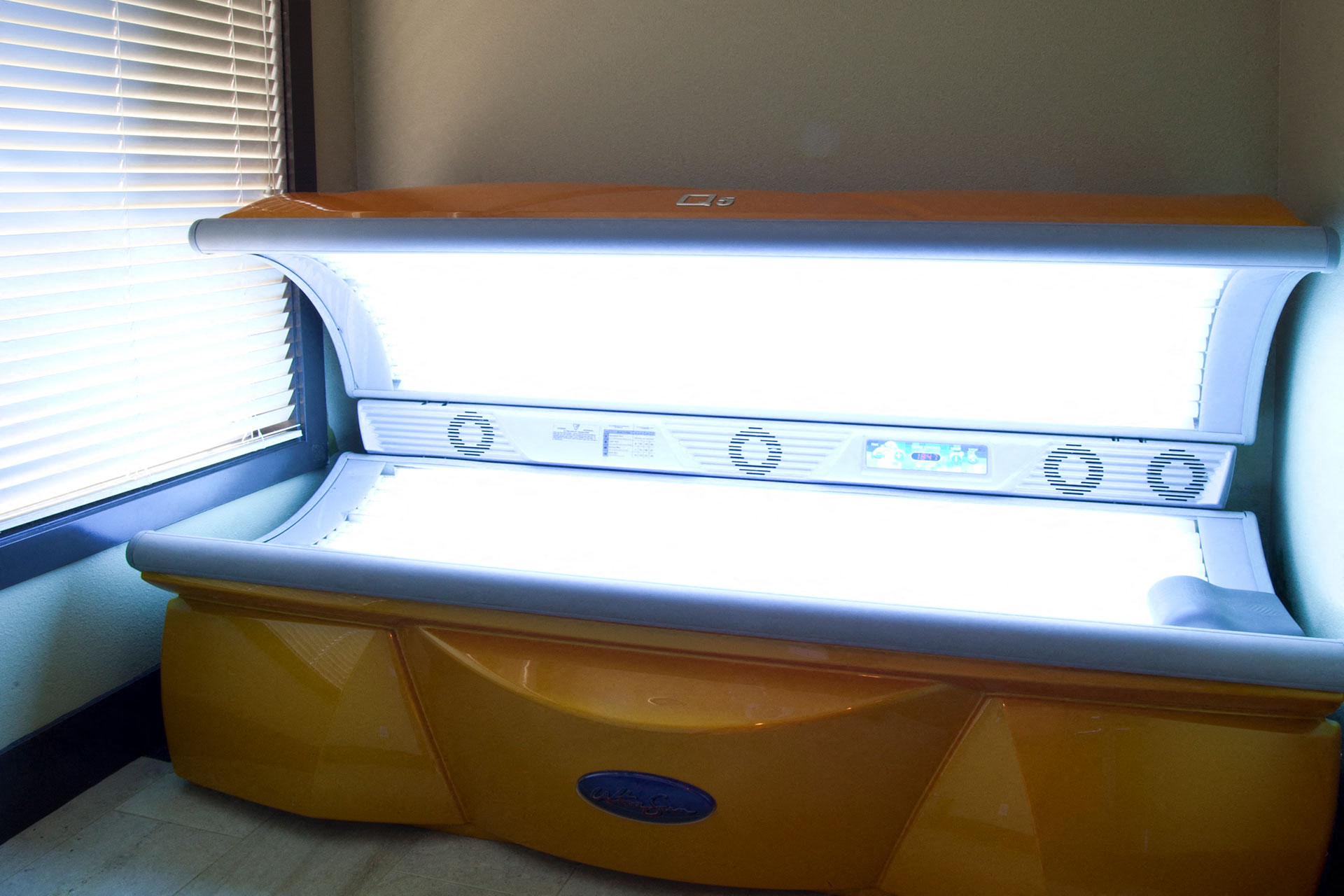 Grandridge Place Apartments Tanning Bed