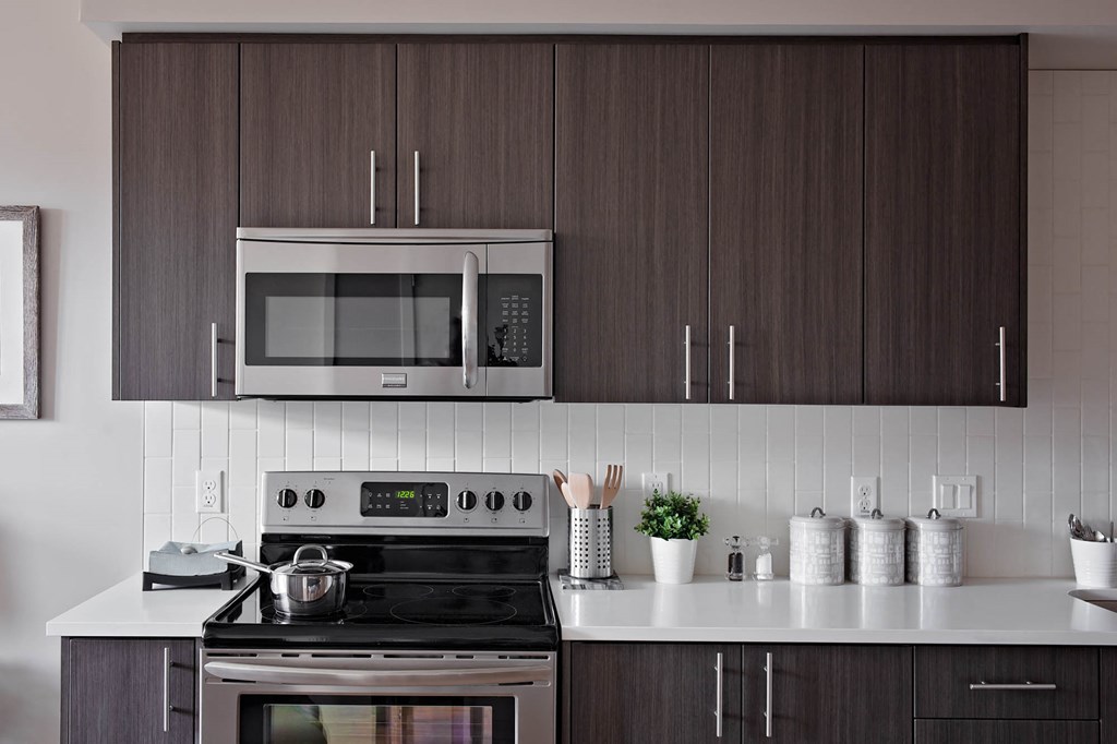 North Hollow Apartments Model Kitchen