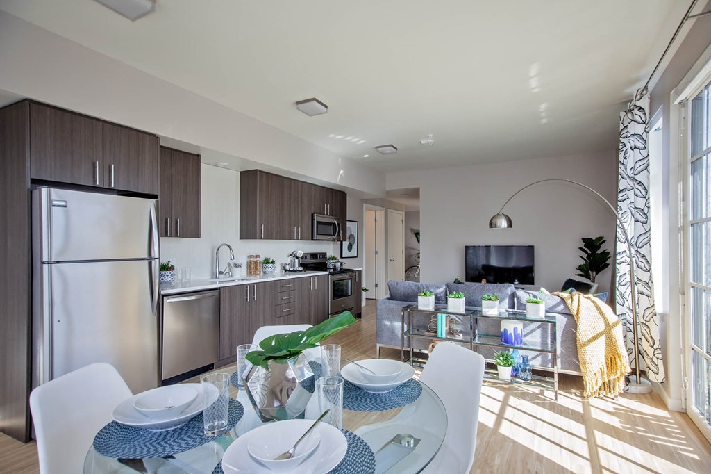 North Hollow Apartments Model Dining Room