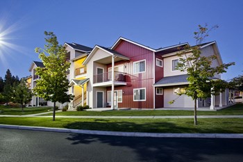 Pine Valley Ranch Apartments Building Exterior and Trees - Photo Gallery 40