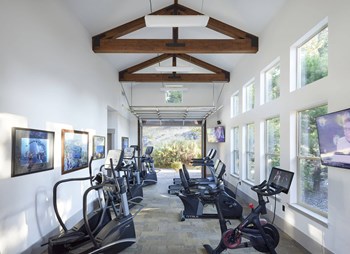 Fitness Center - Photo Gallery 8