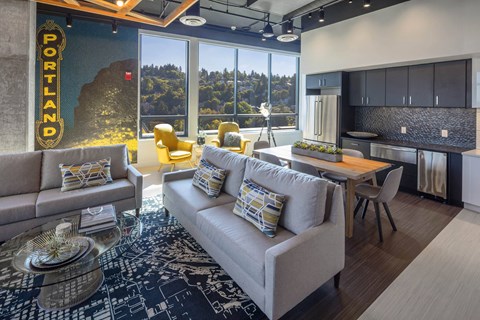 Community Kitchen & Lounge