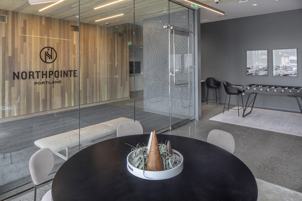 Northpointe Apartments Clubhouse Seating Area