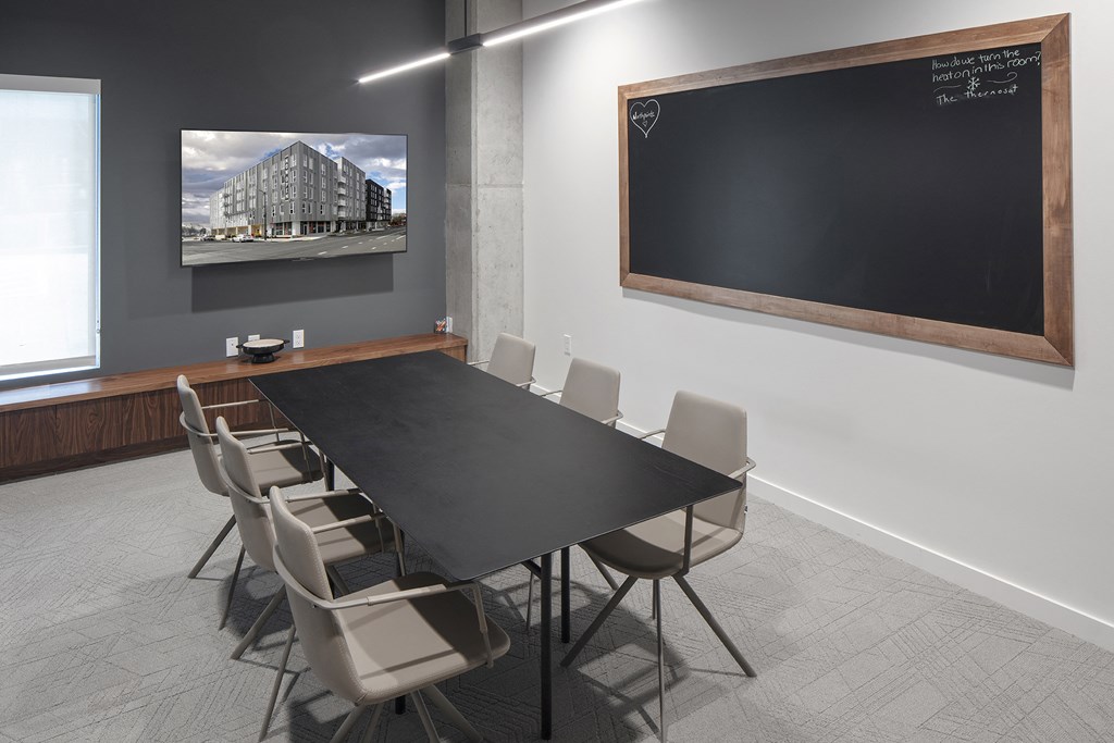 Northpointe Apartments Conference Room