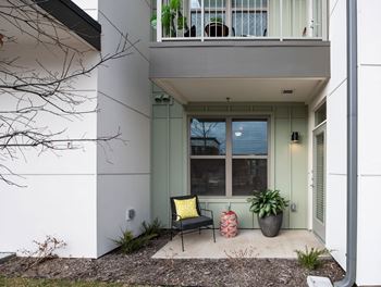 Private Patios/Balconies