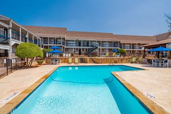 the swimming pool  at Aero White Rock, Dallas, Texas