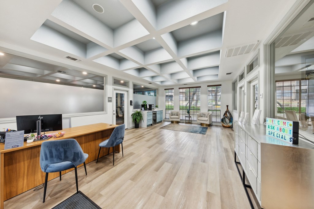 Carmel at Deerfield leasing office