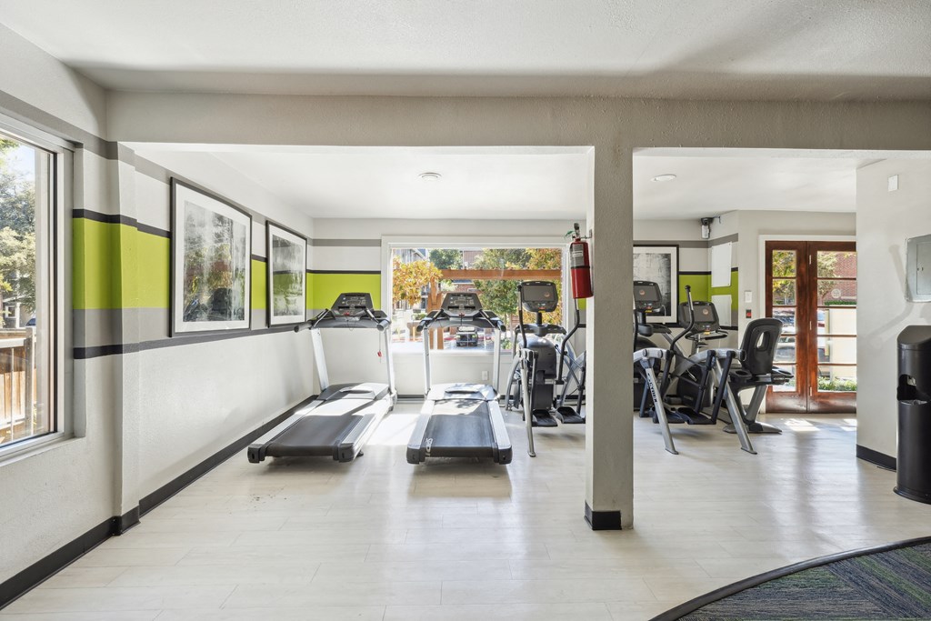 State-Of-The-Art Gym And Spin Studio at The Hamptons, Dallas, Texas