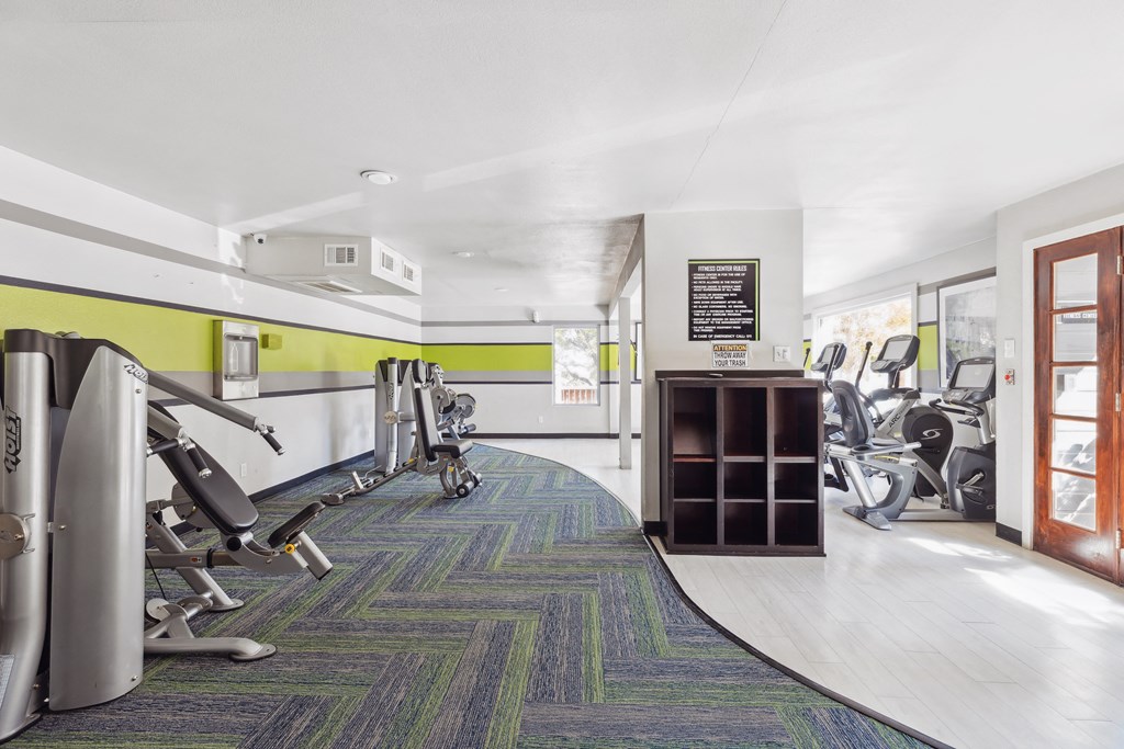 Gym at The Hamptons, Dallas