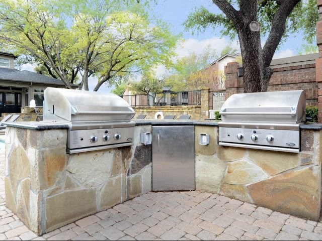 Picnic And BBQ Area Picnic And BBQ Area at Trinity Village Apartments, Texas