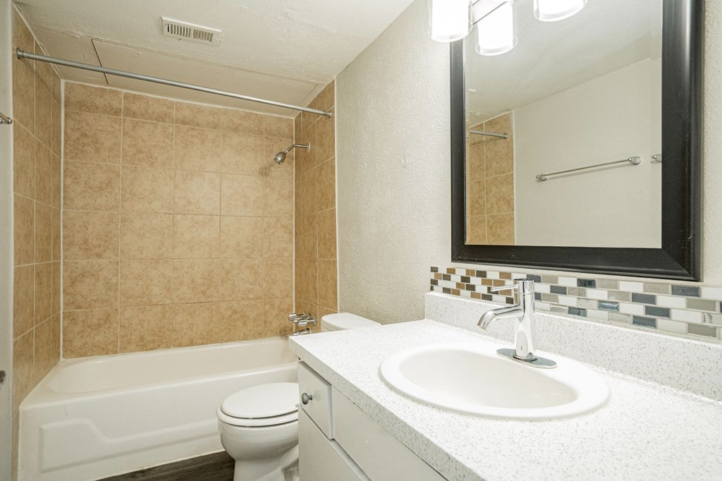 Bathroom With Bathtub at Aero White Rock, Dallas, Texas