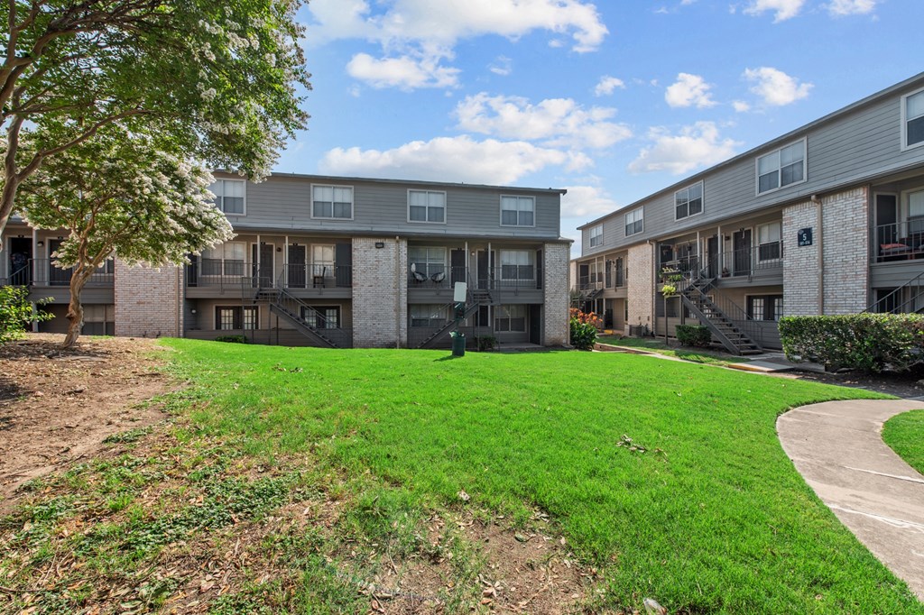 the reserve at fairfax corner apartments exterior