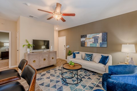 1901 Pinehurst Lane 1-2 Beds Apartment for Rent