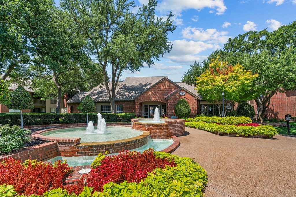the preserve at ballantyne commons community fountain