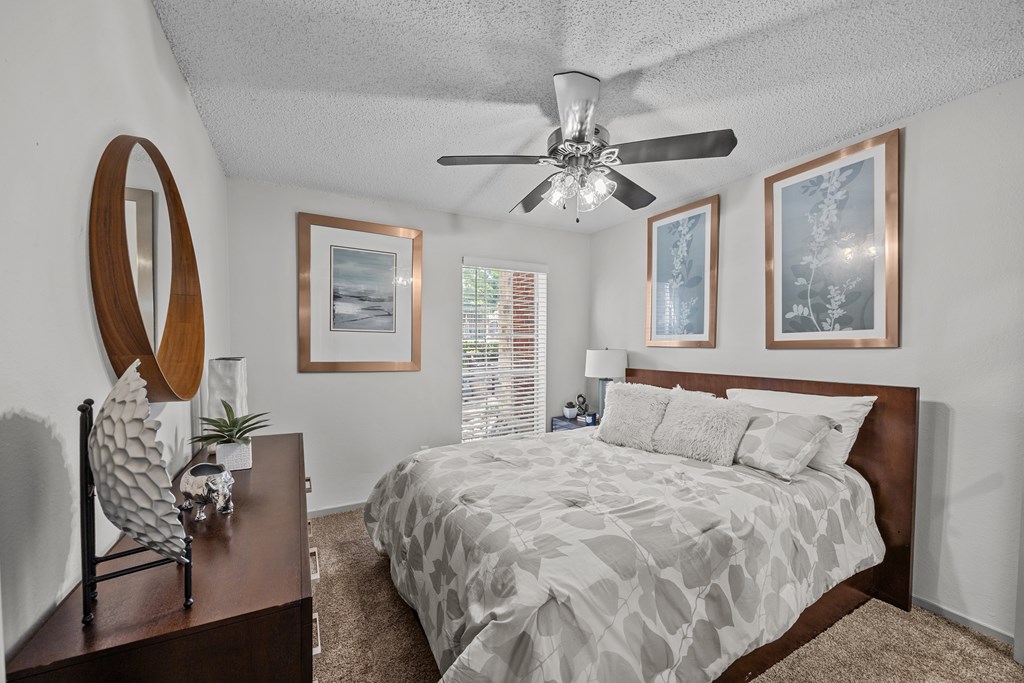 The View on Fox Creek located  at 201 W Southwest Pkwy, Lewisville, TX 75067.