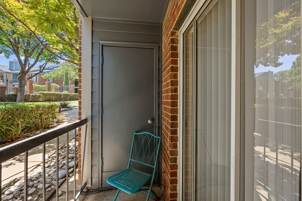 The View on Fox Creek located  at 201 W Southwest Pkwy, Lewisville, TX 75067.