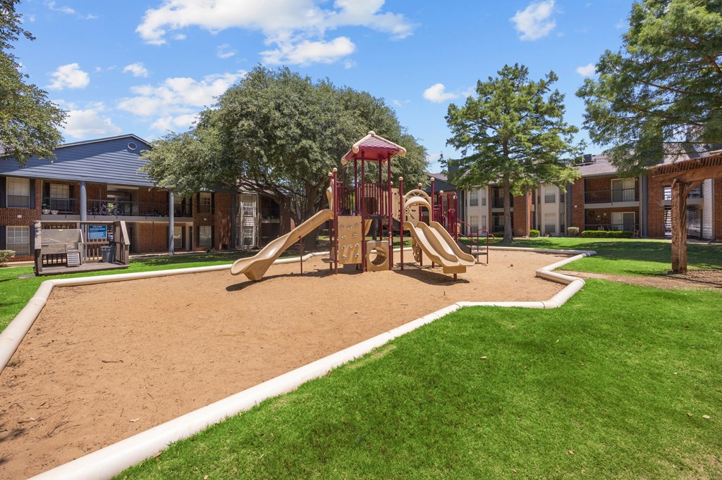 The View on Fox Creek located  at 201 W Southwest Pkwy, Lewisville, TX 75067.