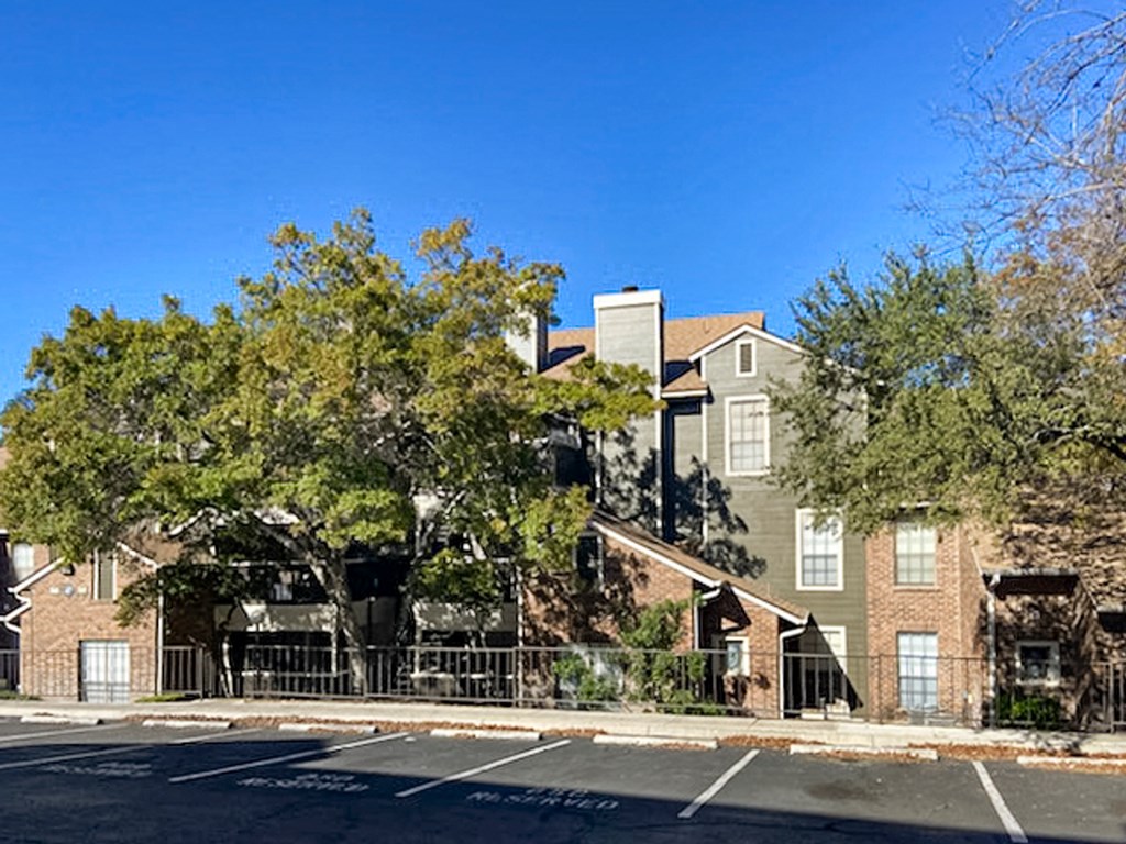 Welcome to Carmel at Deerfield in San Antonio, TX 72848