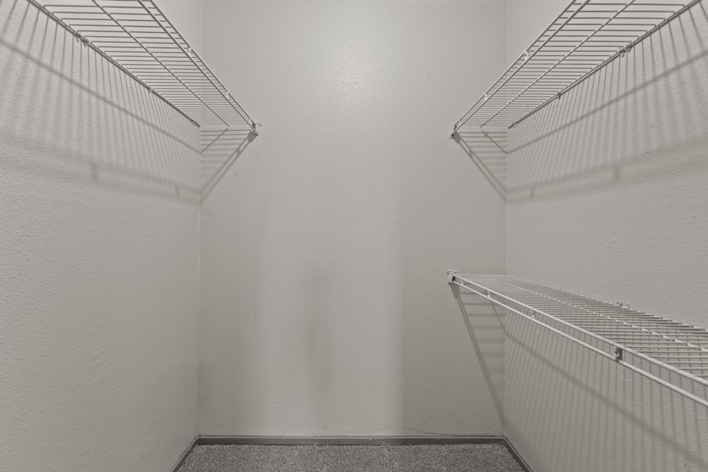 Large Closet at Rock 35, Texas, 78681