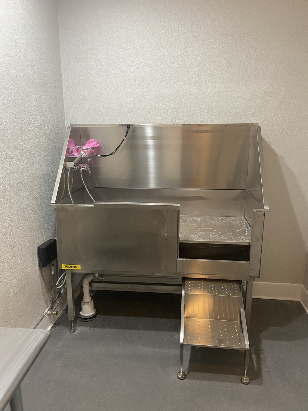 pet washing station at Carmel at Deerfield, Texas