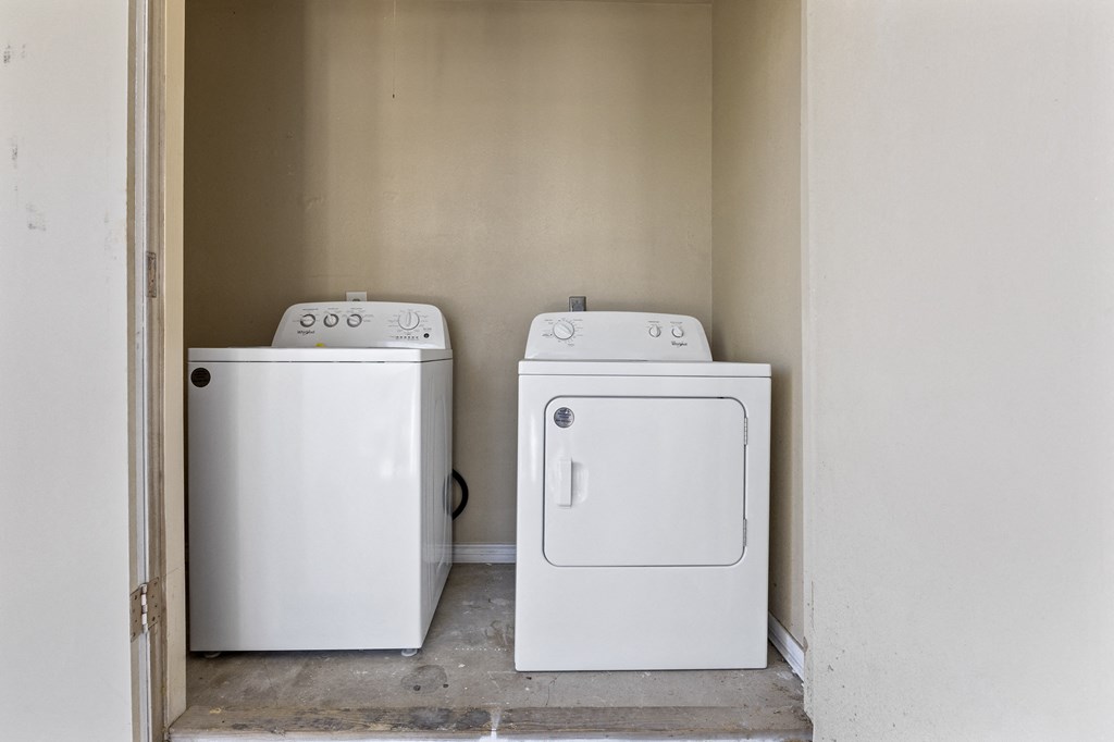 Washer Dryer at Tradewinds, Windcrest, TX