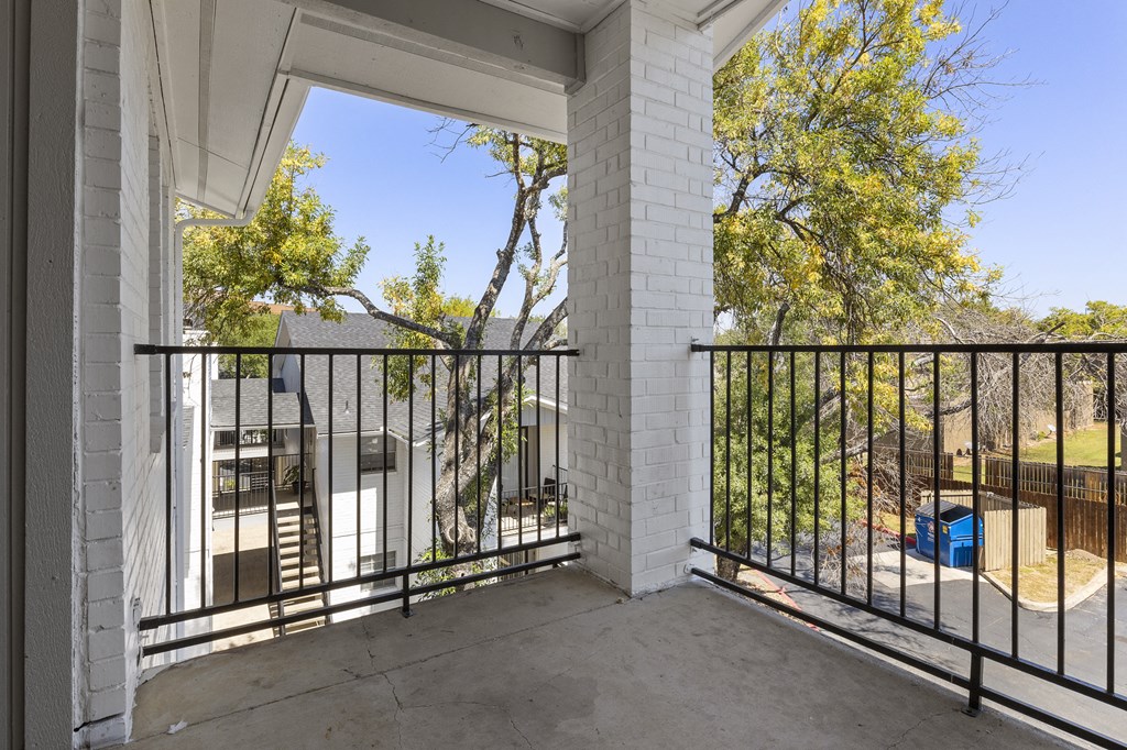 Private Balcony at Tradewinds, Windcrest, 78239