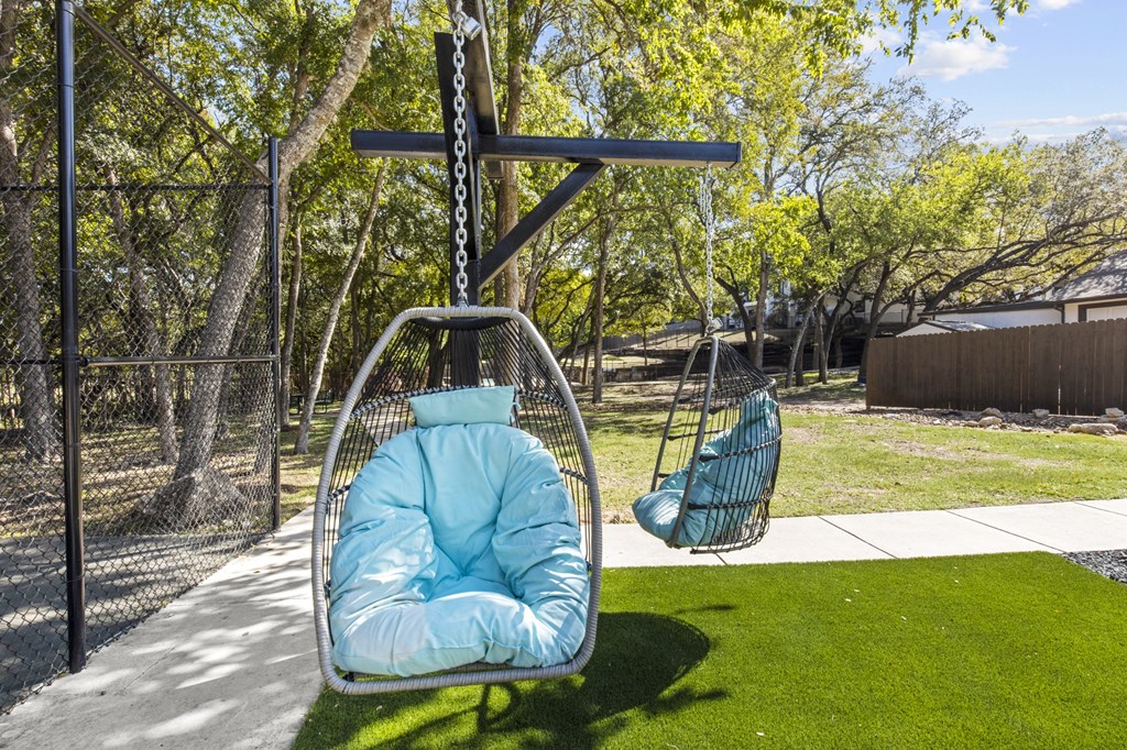 Outdoor Lounge Area at Maxwell Townhomes, San Antonio