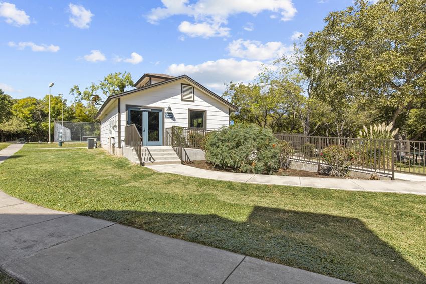 Maxwell Townhomes, 11146 Vance Jackson Rd, San Antonio, TX RentCafe