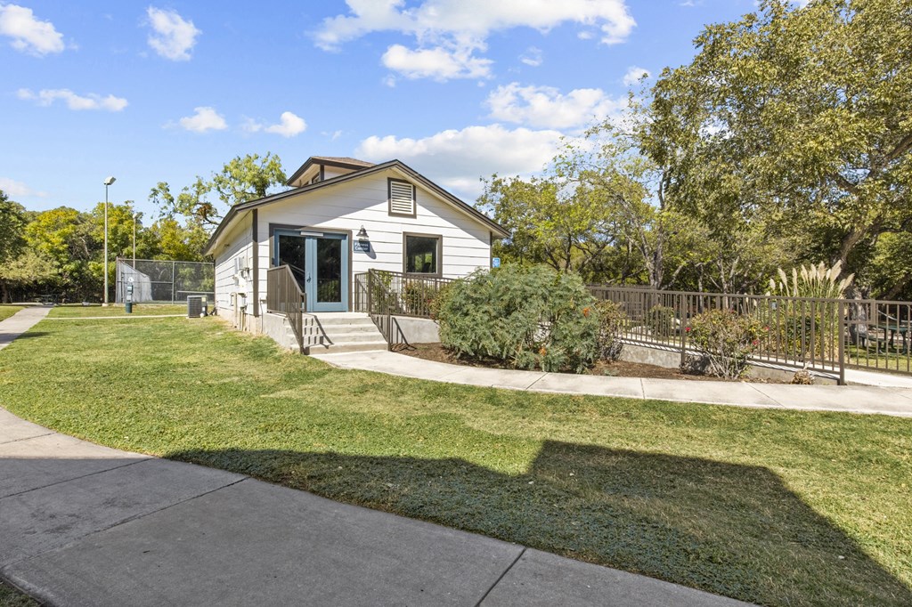 Exclusive Fitness Center at Maxwell Townhomes, San Antonio, TX