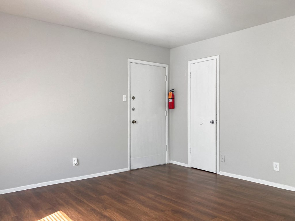 Engineered Wood Flooring at Sunset Heights, San Antonio, 78209