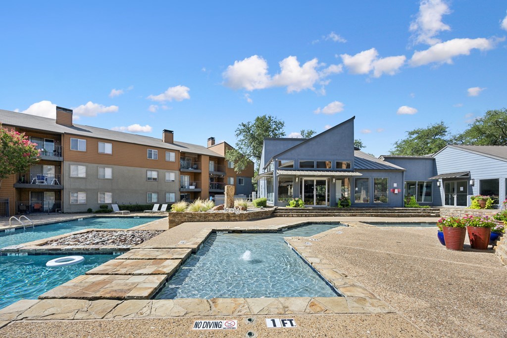 Welcome to Century Park located in North Dallas, TX.