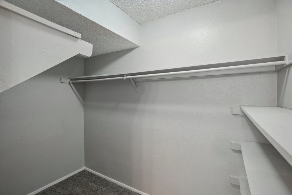The Keller apartment walk-in closet and shelves