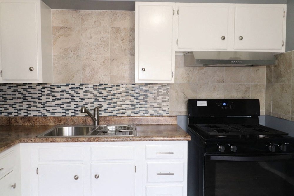 Sink With Faucet at Sunset Heights, San Antonio