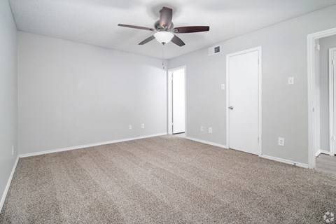 The Broadwater at Salado Creek Bedroom