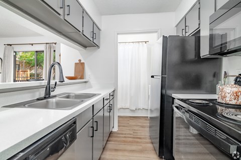 The Broadwater at Salado Creek Kitchen