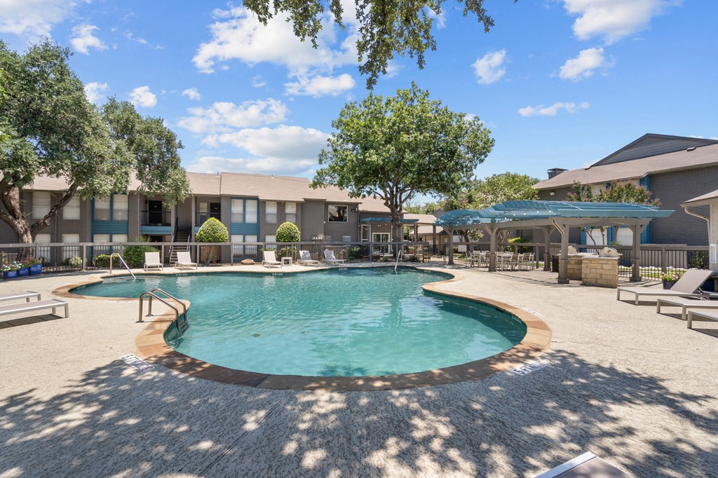 our apartments offer a swimming pool  at Vesper, Dallas, Texas