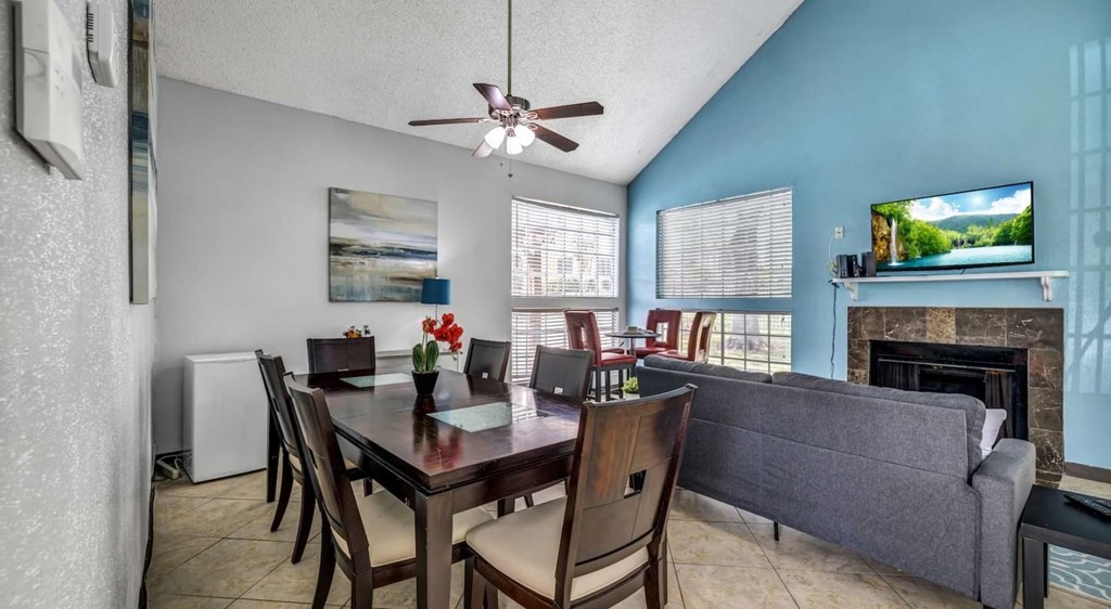 Elegant Dining Space at Viva Max, San Antonio, 78228  