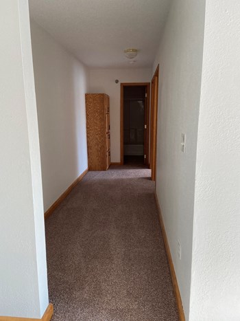 1800 Main St 1-2 Beds Apartment for Rent - Photo Gallery 6