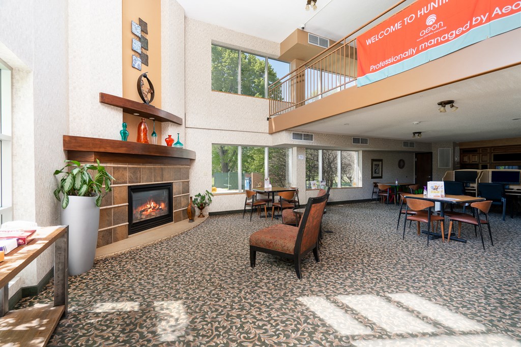 Huntington Place Apartments-Brooklyn Park