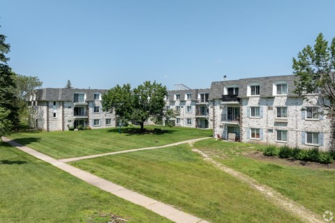 Blooming Meadows South