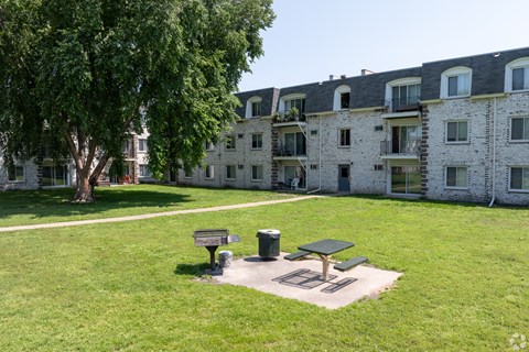 Blooming Meadows South