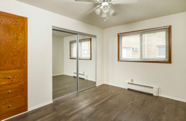 Bedroom with Closet and long window