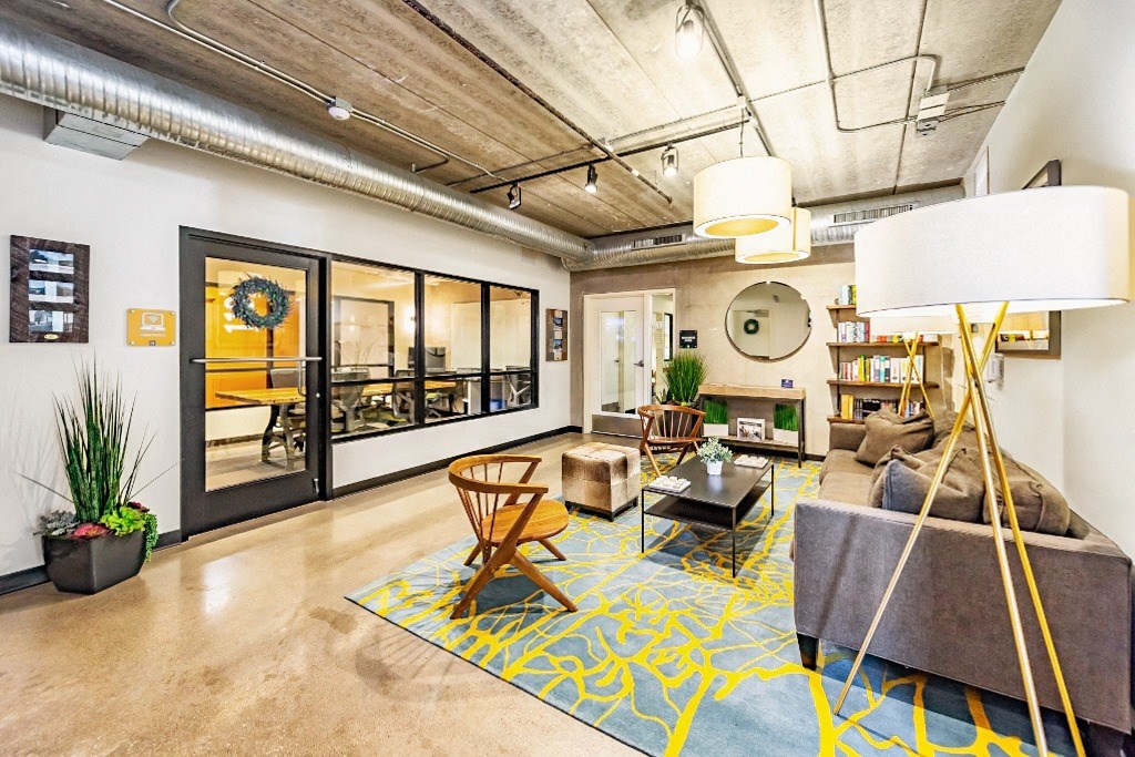 Business center lounge